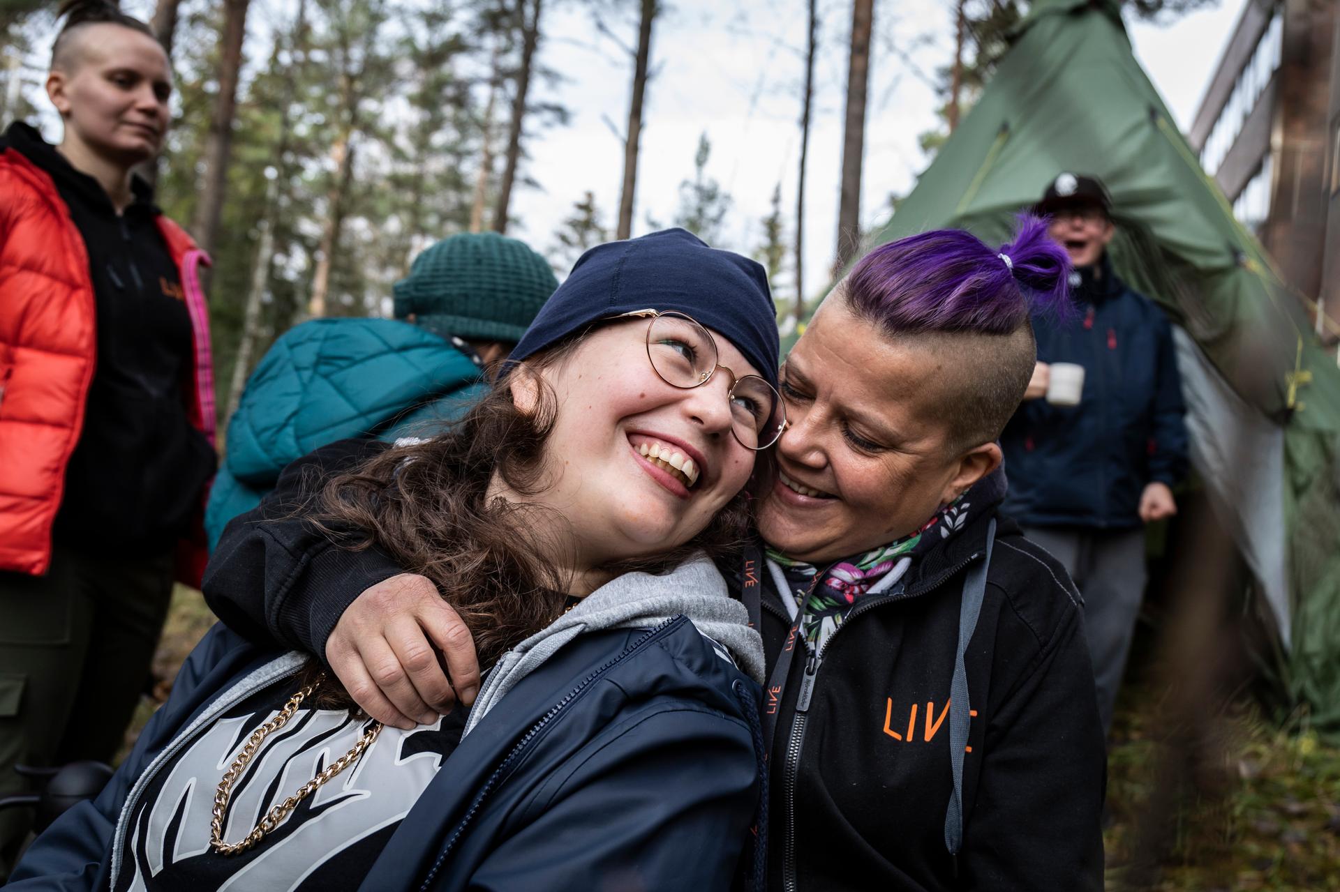 Mitä hyötyä monimuotoisuudesta on työyhteisöille?