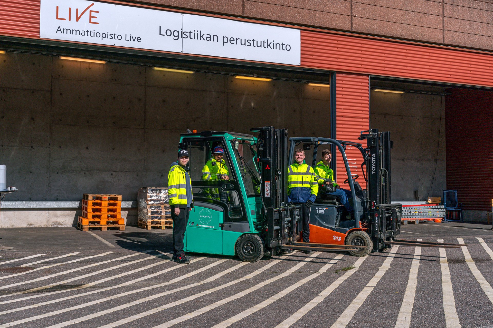 Logistiikka