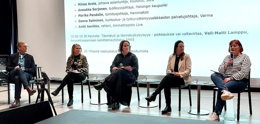 Liven paneelikeskustelu: Tulevaisuuden työelämä vaatii osaamisen kehittämistä ja uudenlaista käsitystä työstä