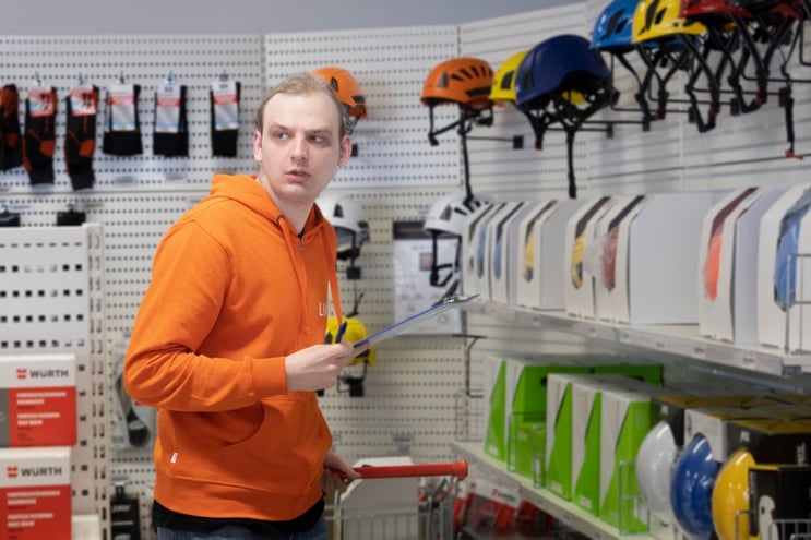 Taitaja2023_Pärssinen_Tuomas_P5_LogistiikkaOlavi Toivanen