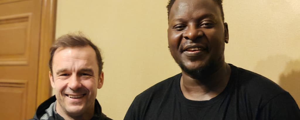 Sokea hieroja ja Kansallisteatteri osoittavat, että työkyky ei näy silmistä