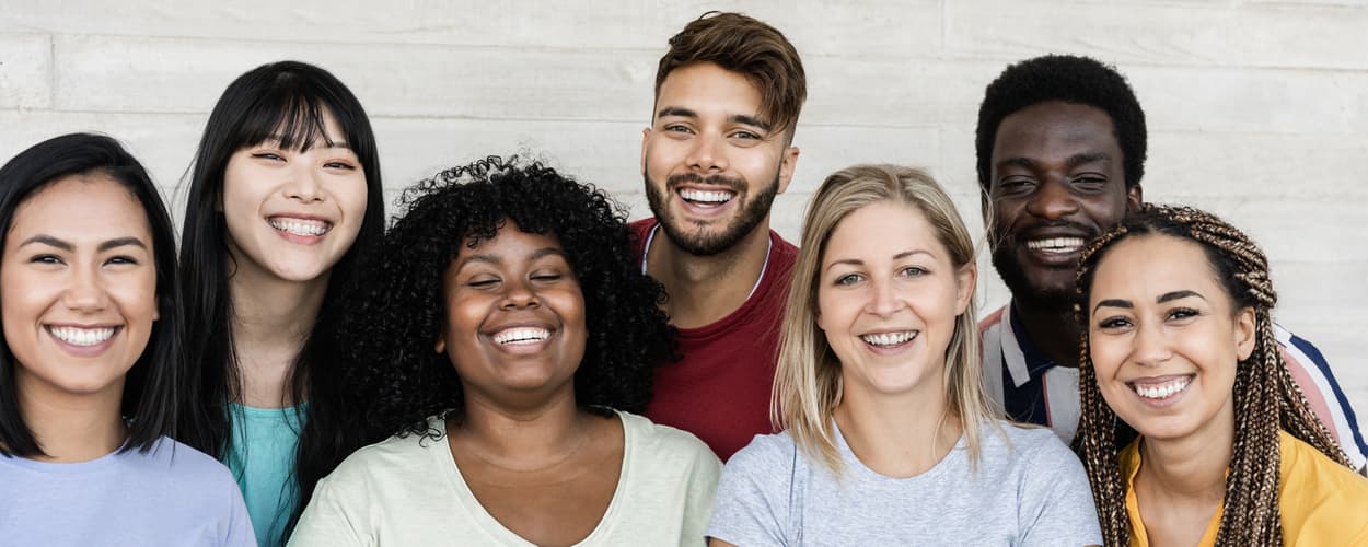 Kuvassa useita eri henkilöitä featured-image