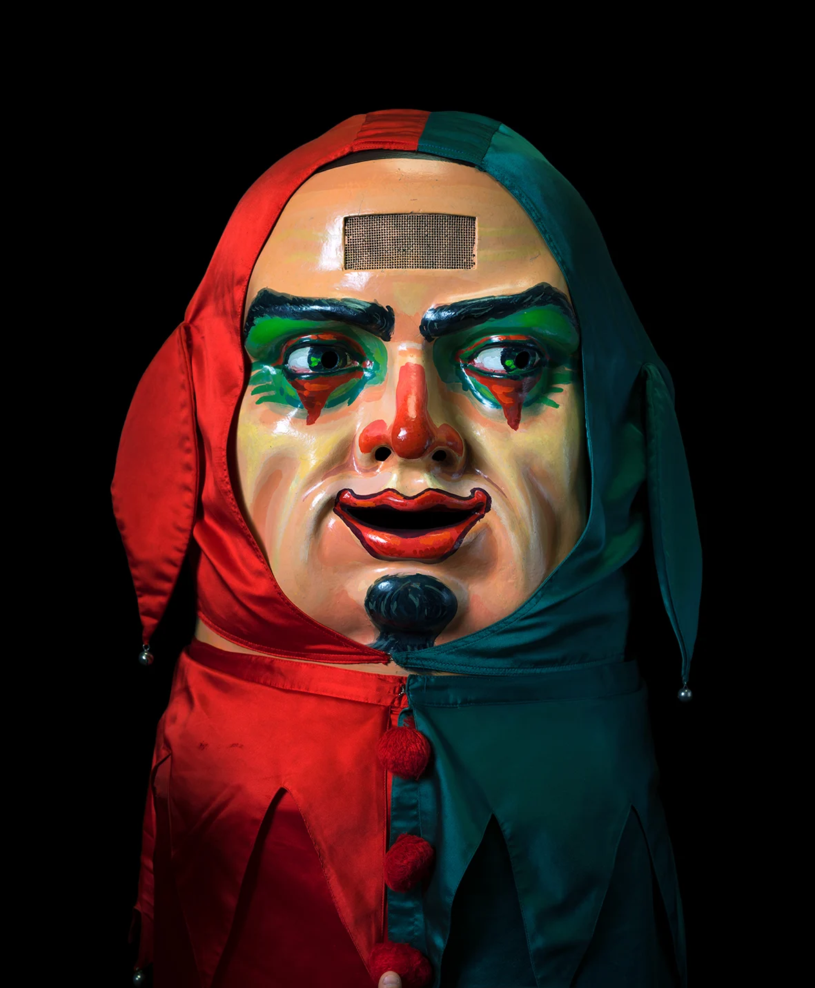 Valokuvataiteilija Bambergin teos Animating a mask (Shakespearean fool)