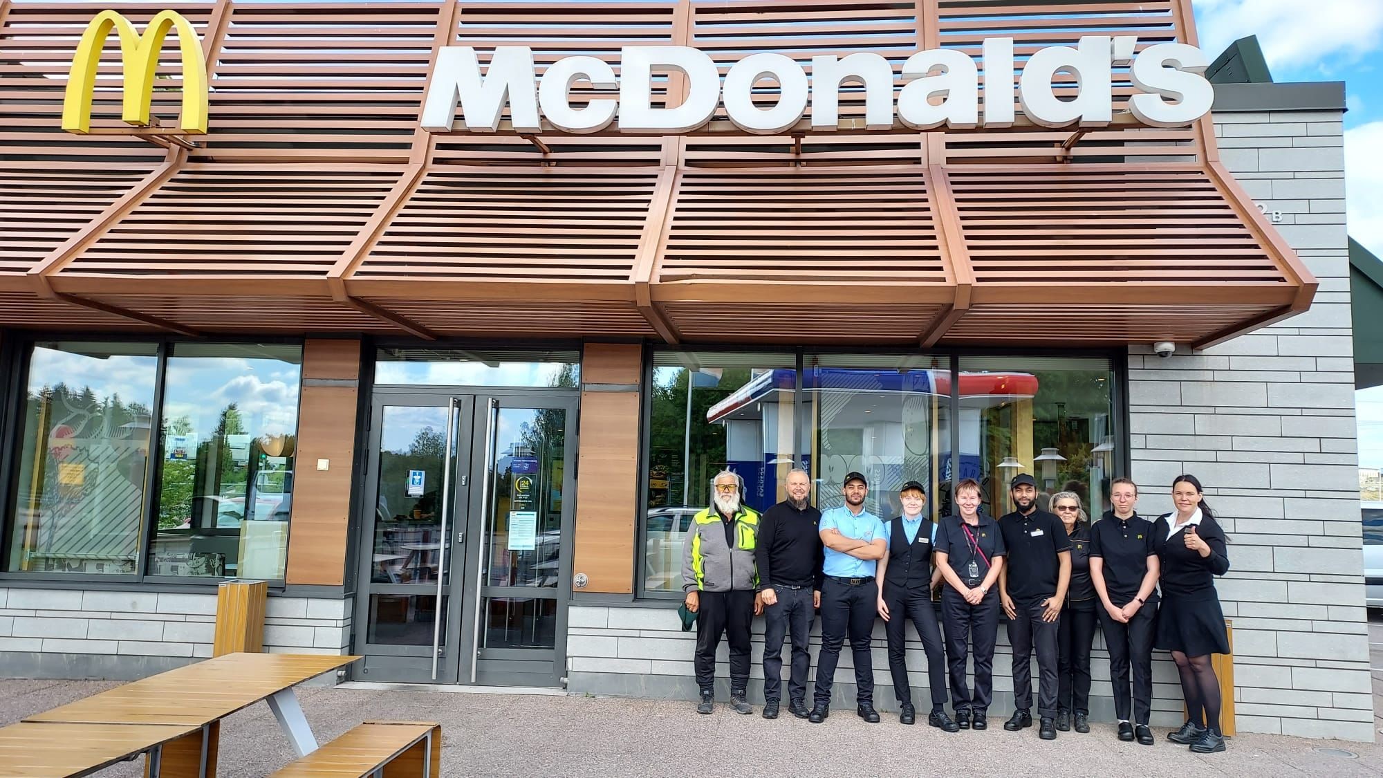 Tästä voi vaan jokainen voittaa – Ammattiopisto Liven ja McDonald’s Tuupakan yhteistyö lisää työyhteisön monimuotoisuutta